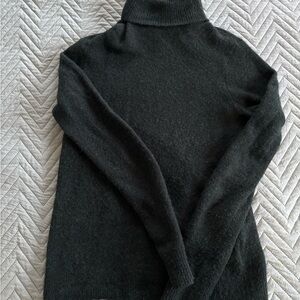 Club Monaco Charcoal Turtleneck Sweater